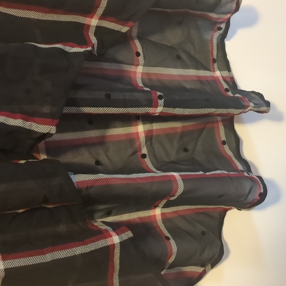 Torrid sheer blouse size 1 - Picture 4 of 4